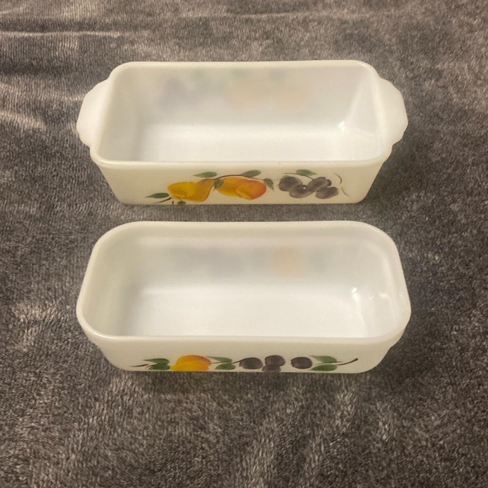 Vtg Fire King Set of 2